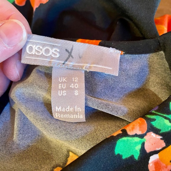 🌟ASOS DESIGN Long Sleeve Cowl Shift Mini Dress in Pansy Print🌟 - Picture 8 of 12